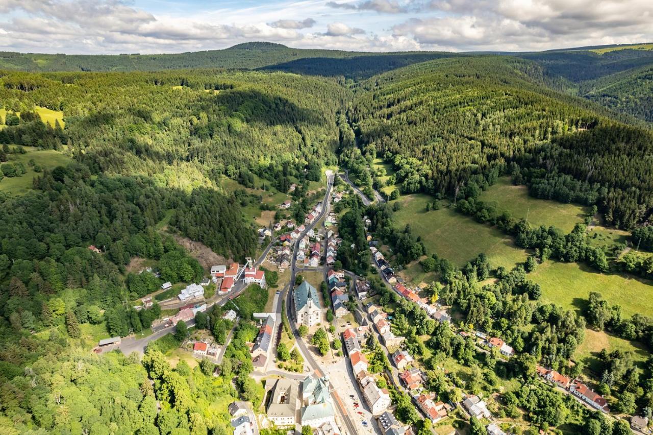 Apartmany Nad Slikovkou Jáchymov Buitenkant foto